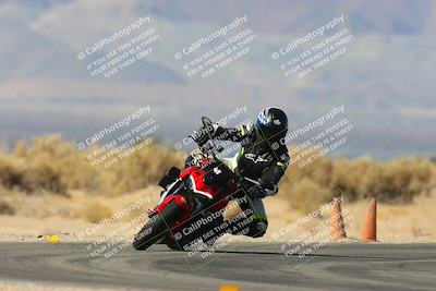 media/Jan-18-2024-Racers Edge (Thu) [[008952c709]]/B Group/Session 2 (Turn 16)/